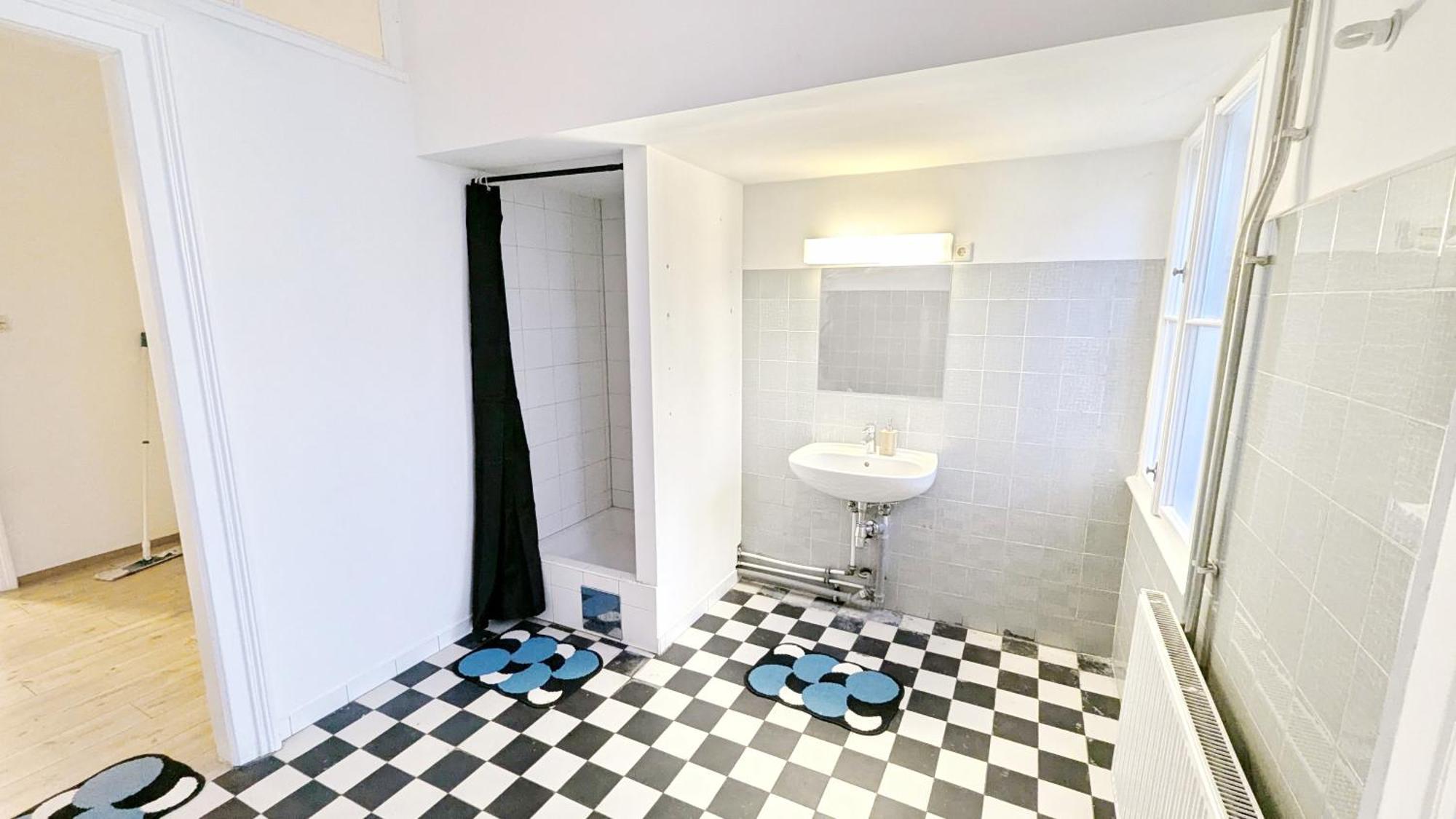 Spacious - 15 Min From Airport & Center, 5 Min From Main-bus Station Ez 1-9 Wenen
