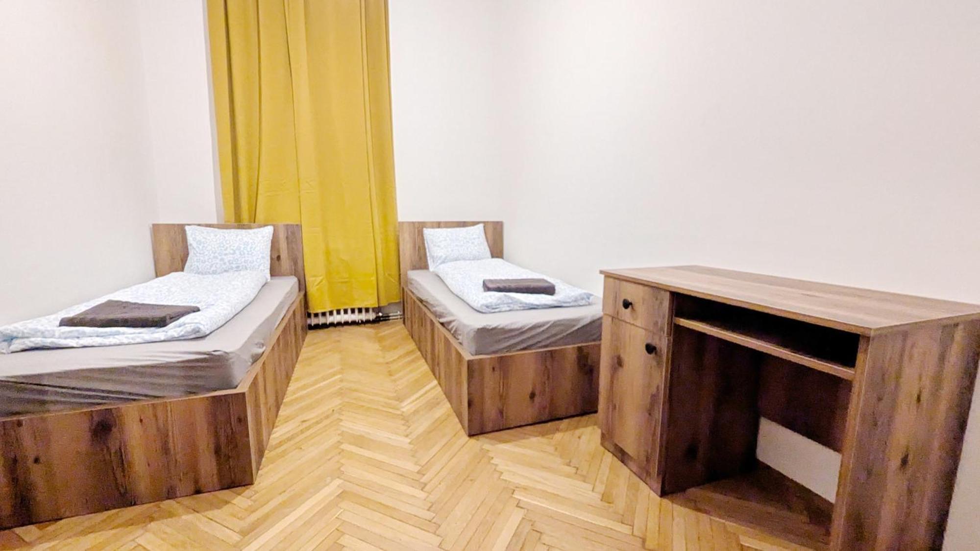 Séjour chez l'habitant Spacious - 15 Min From Airport & Center, 5 Min From Main-bus Station Ez 1-9