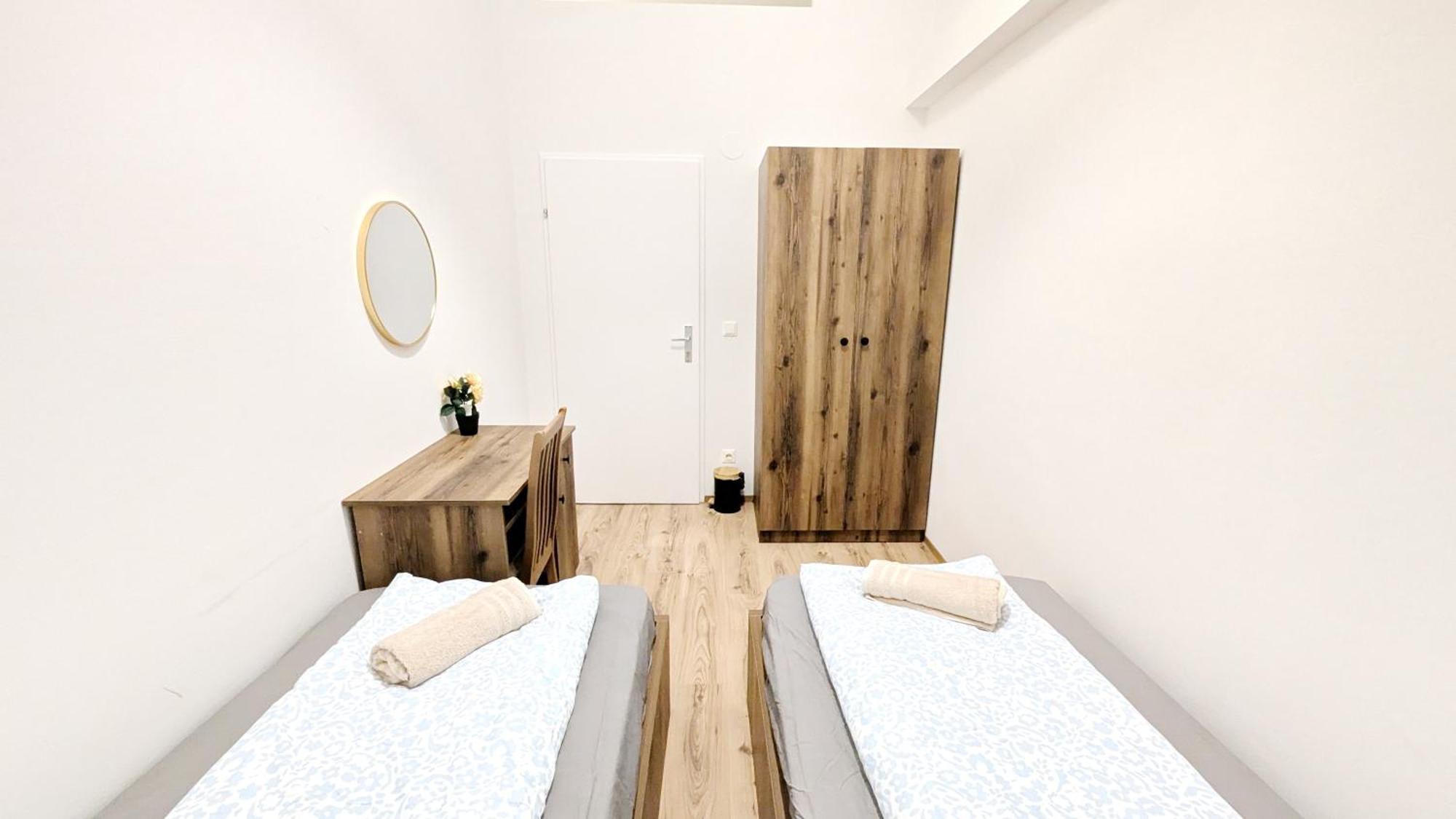Séjour chez l'habitant Spacious - 15 Min From Airport & Center, 5 Min From Main-bus Station Ez 1-9 *