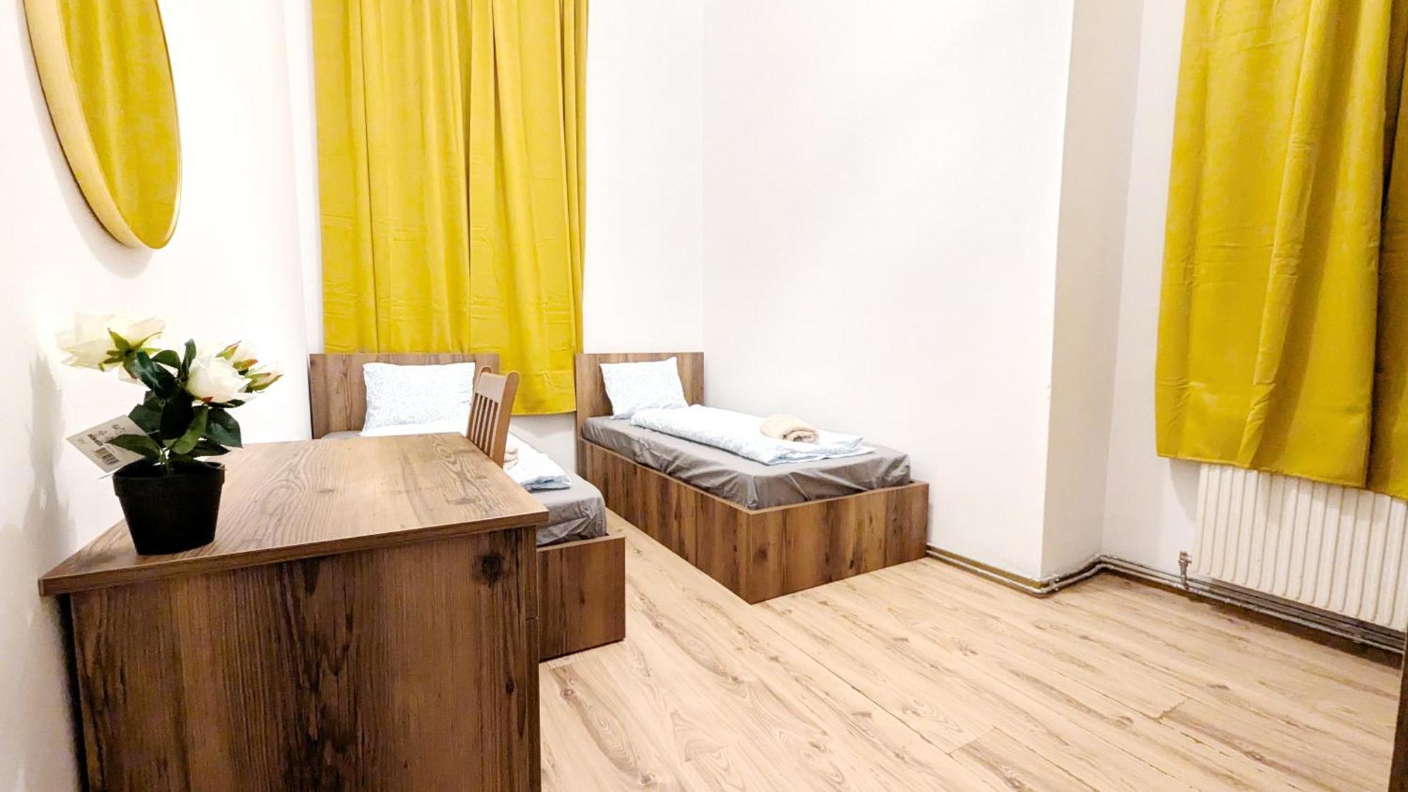 Spacious - 15 Min From Airport & Center, 5 Min From Main-bus Station Ez 1-9 Séjour chez l'habitant